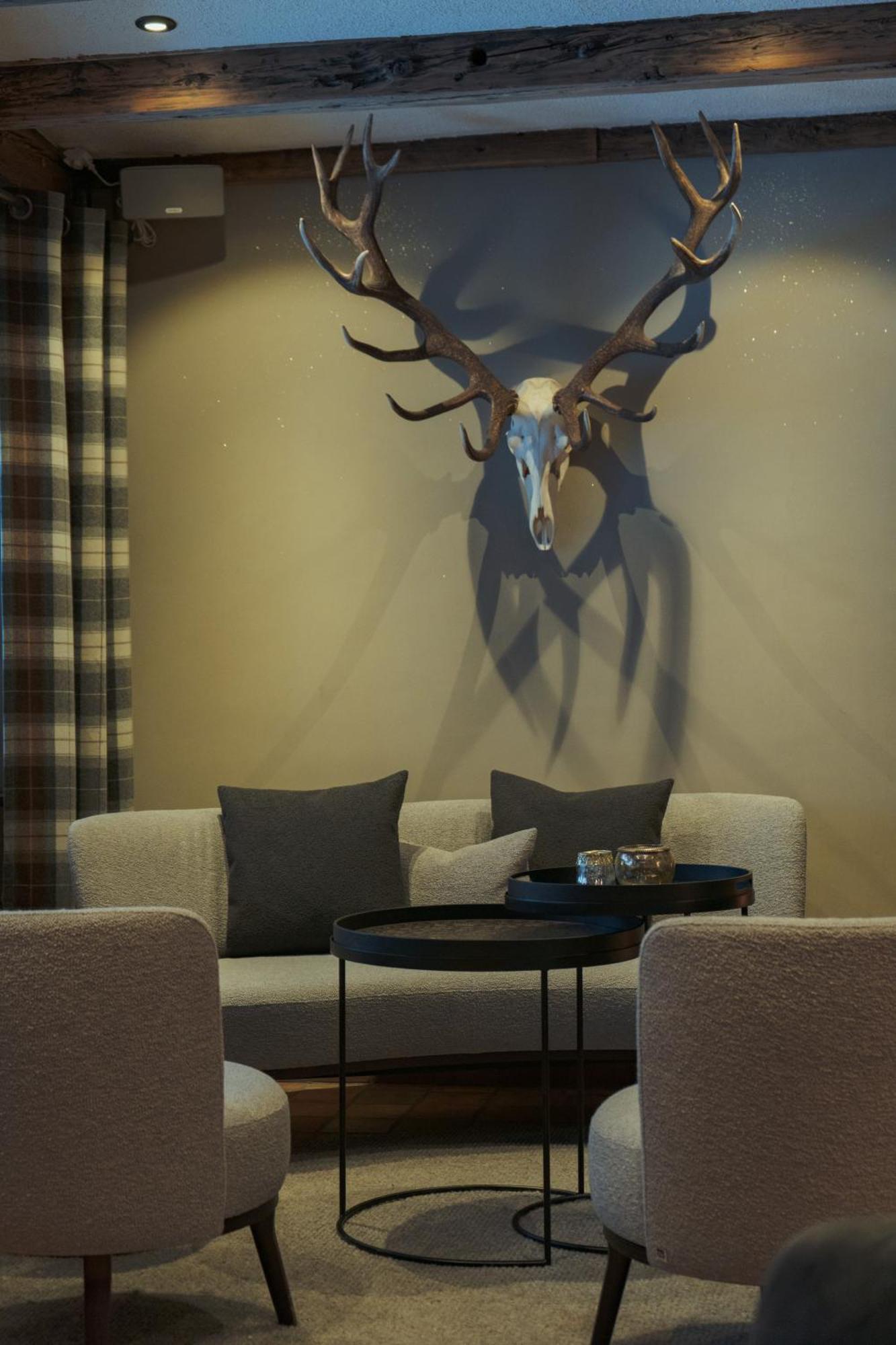 Jaegerhof Serviced Apartements เซอร์แมท ภายนอก รูปภาพ