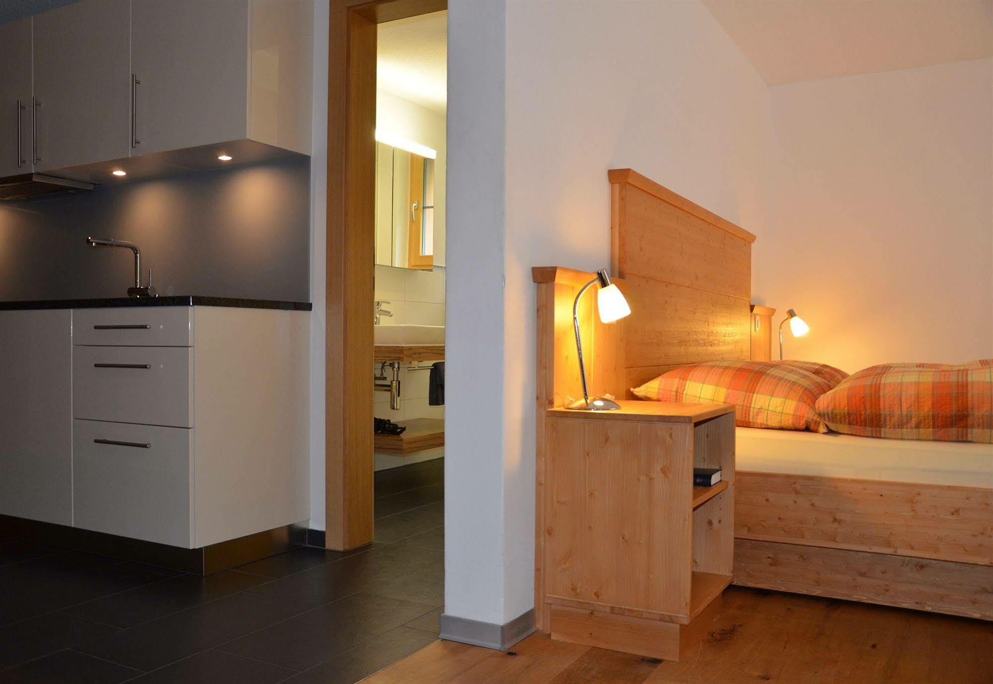 Jaegerhof Serviced Apartements เซอร์แมท ภายนอก รูปภาพ