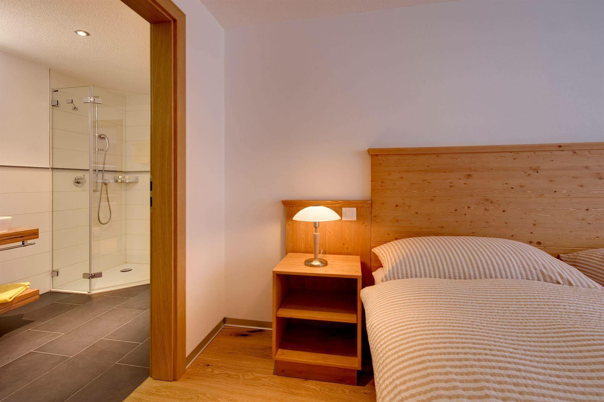 Jaegerhof Serviced Apartements เซอร์แมท ภายนอก รูปภาพ