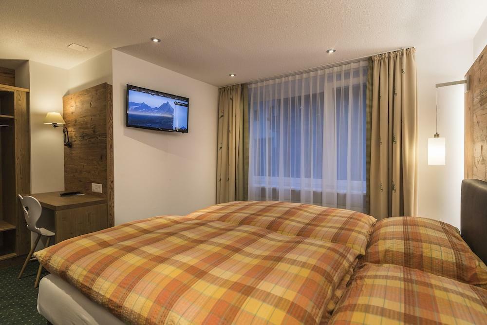 Jaegerhof Serviced Apartements เซอร์แมท ภายนอก รูปภาพ