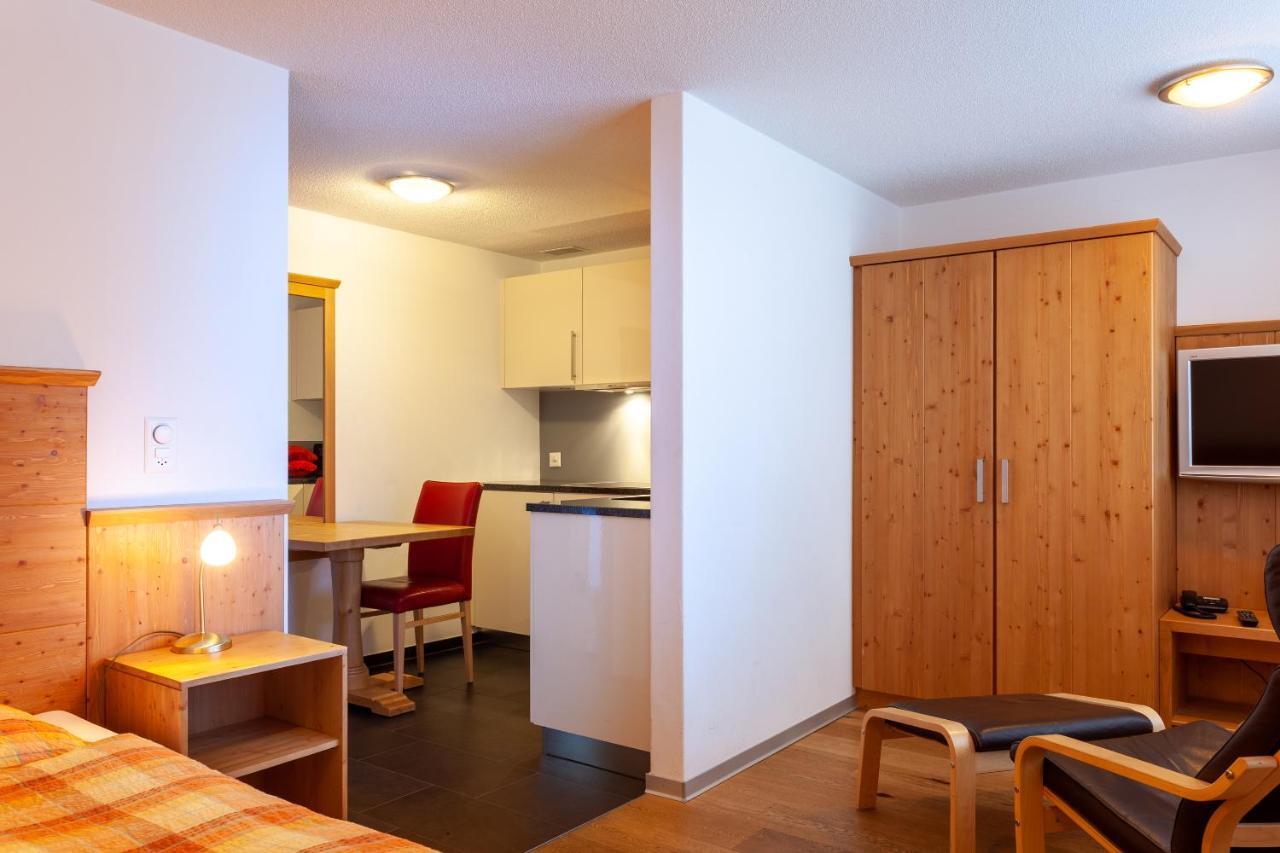 Jaegerhof Serviced Apartements เซอร์แมท ภายนอก รูปภาพ
