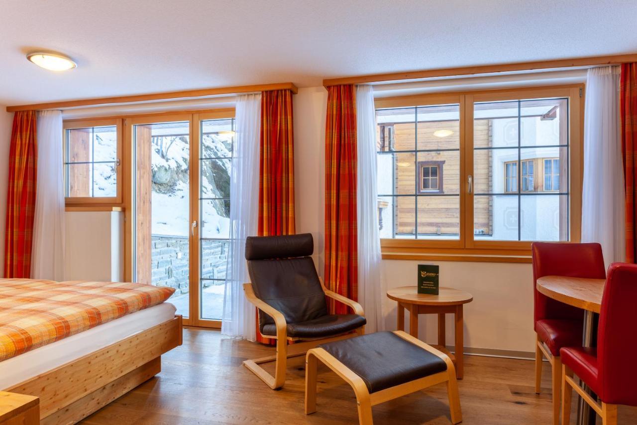 Jaegerhof Serviced Apartements เซอร์แมท ภายนอก รูปภาพ