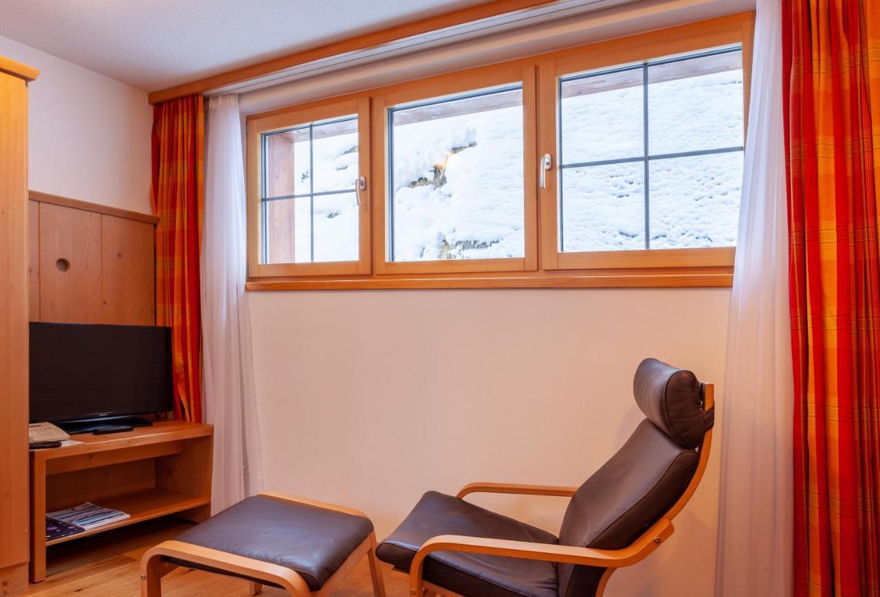 Jaegerhof Serviced Apartements เซอร์แมท ภายนอก รูปภาพ